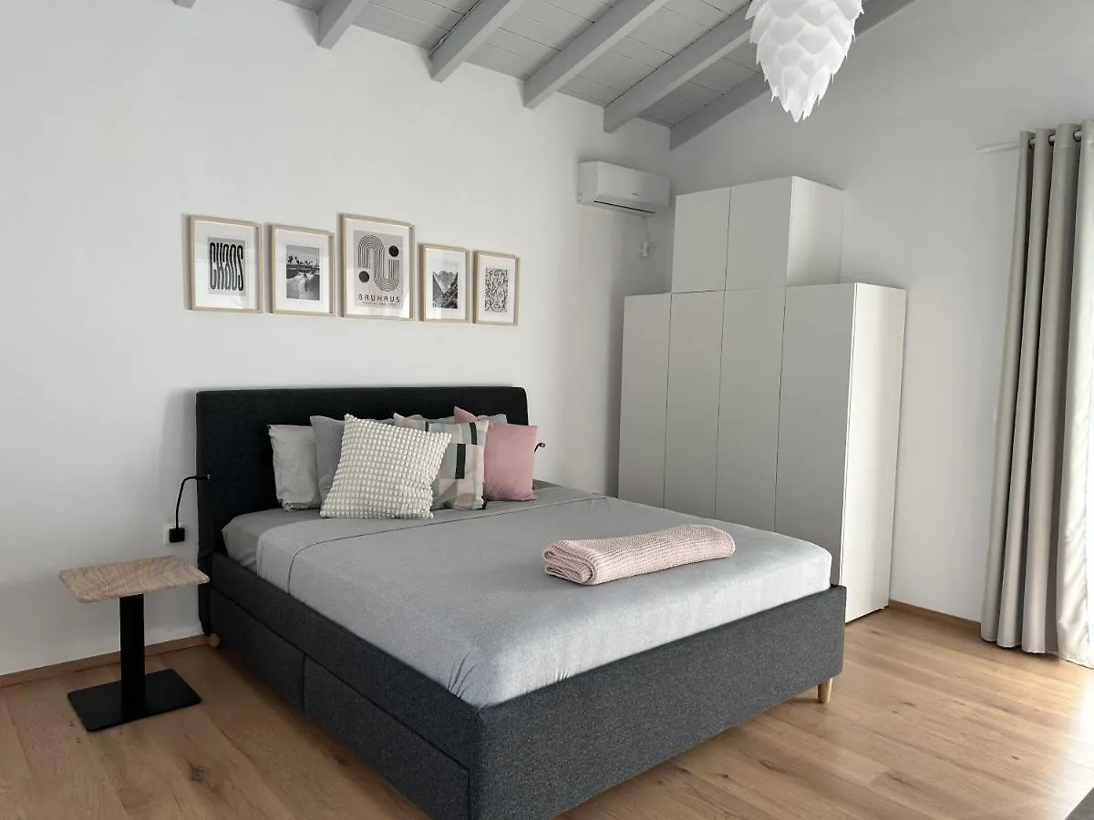 Vila Casa Kefy Pesádha